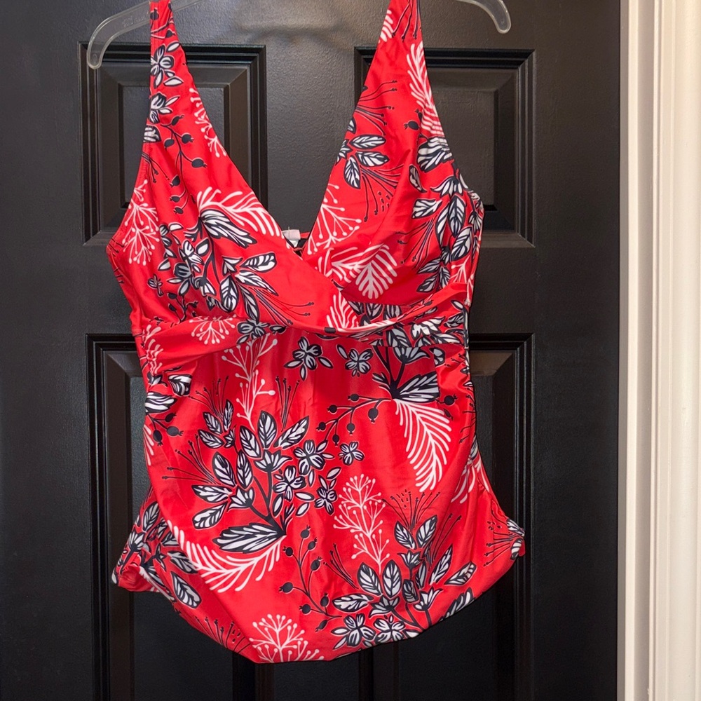Floral Coral underwire Women's Swim Top